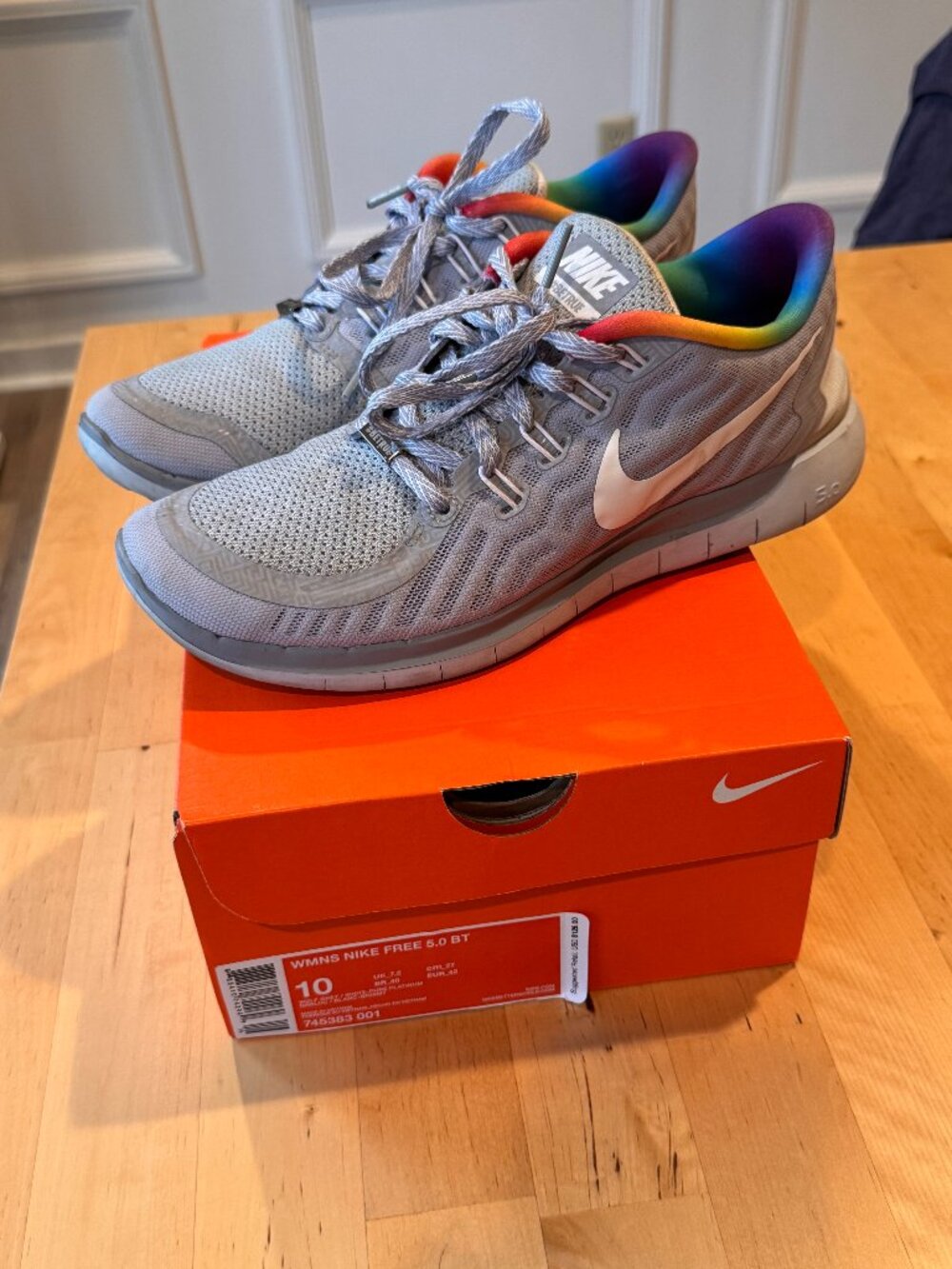 Nike Free 5.0 BT Be True Running Shoes Women's size 10 or Men's size 8.5